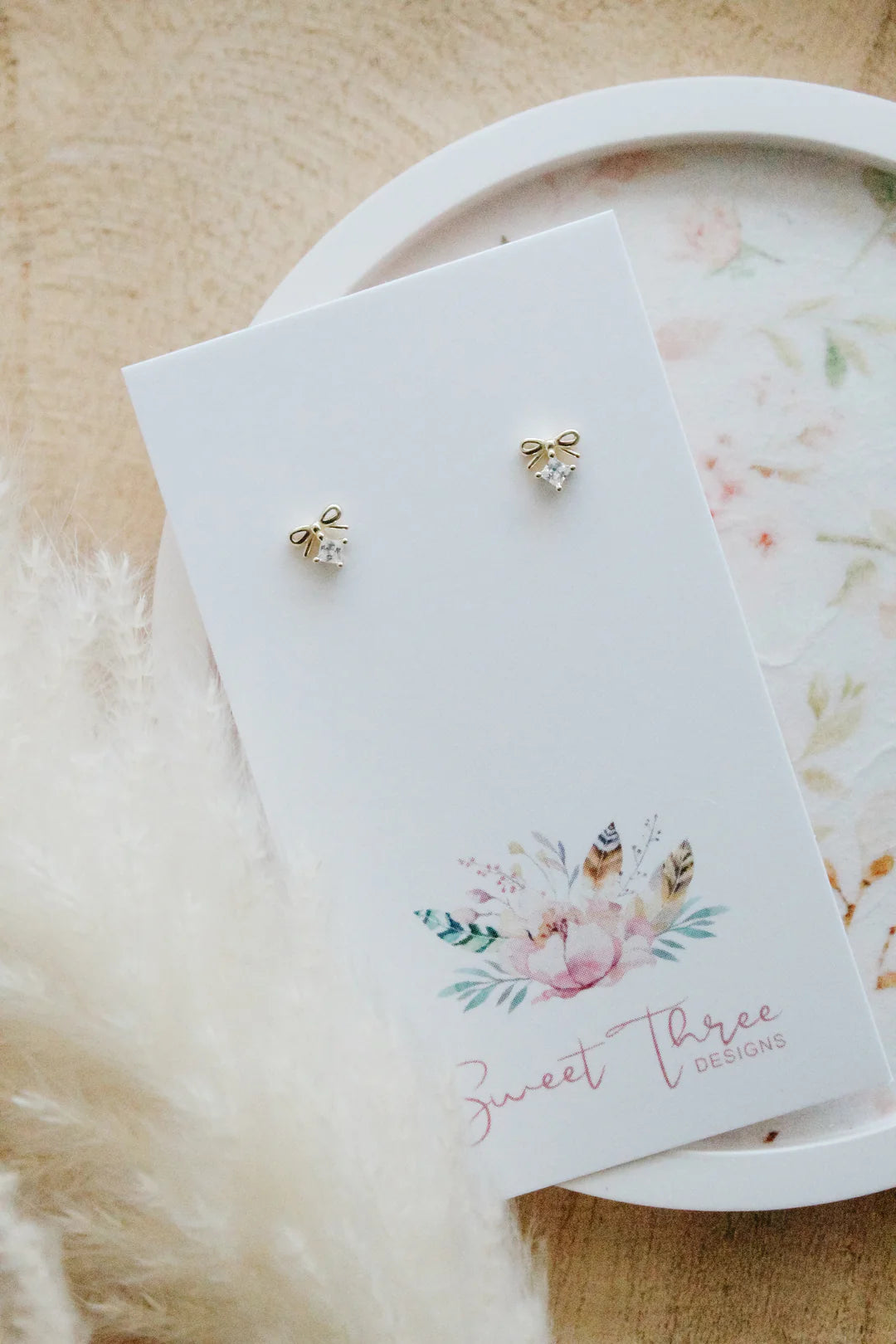 ST - Lulu Bow Earrings