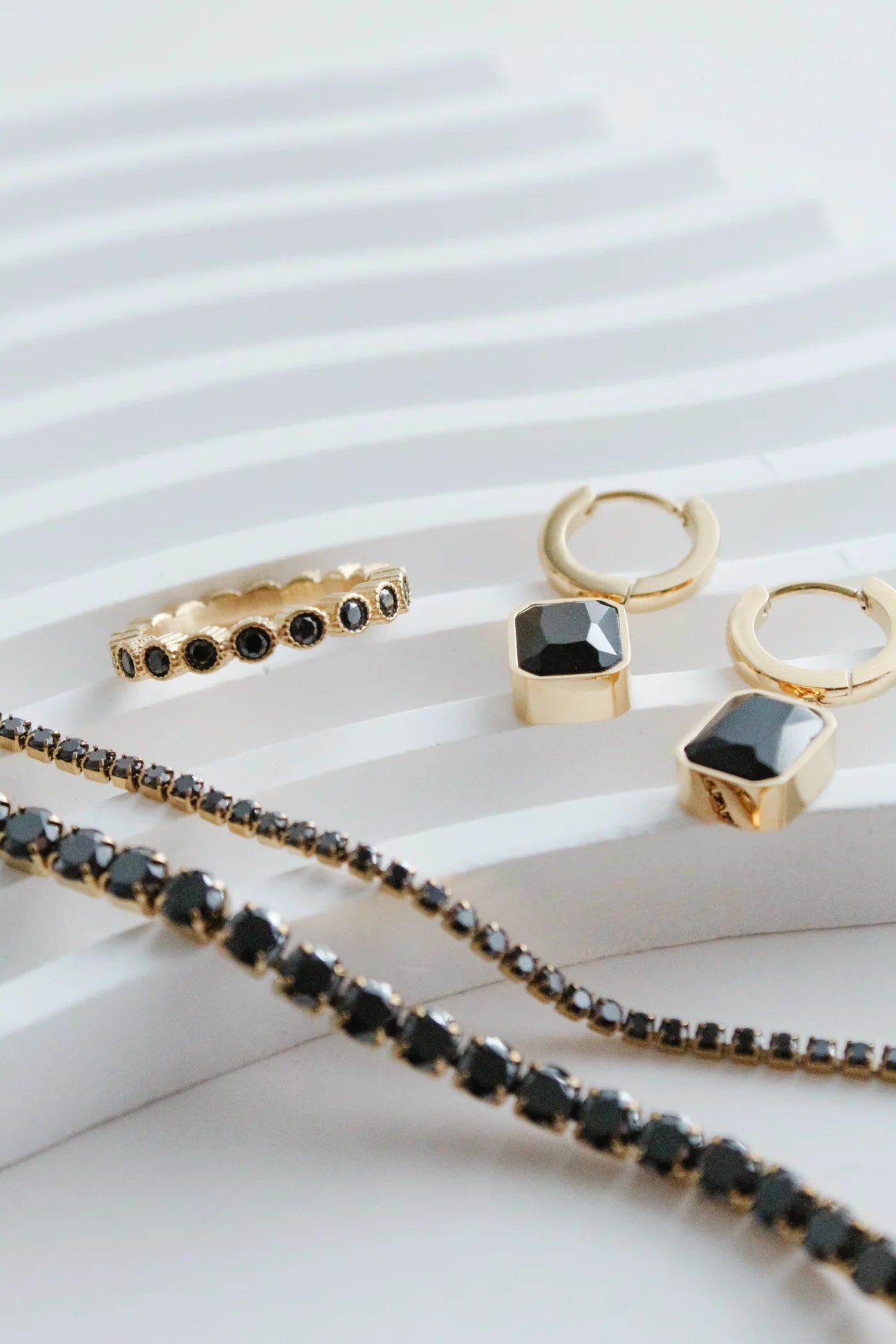 ST - After Gold Hoops
