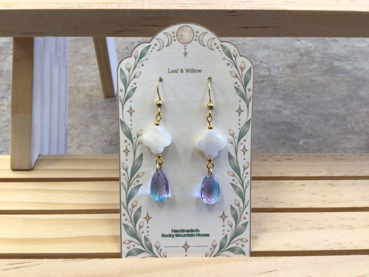LAW-05 Earrings, white flower/iridescent blue-purple teardrop