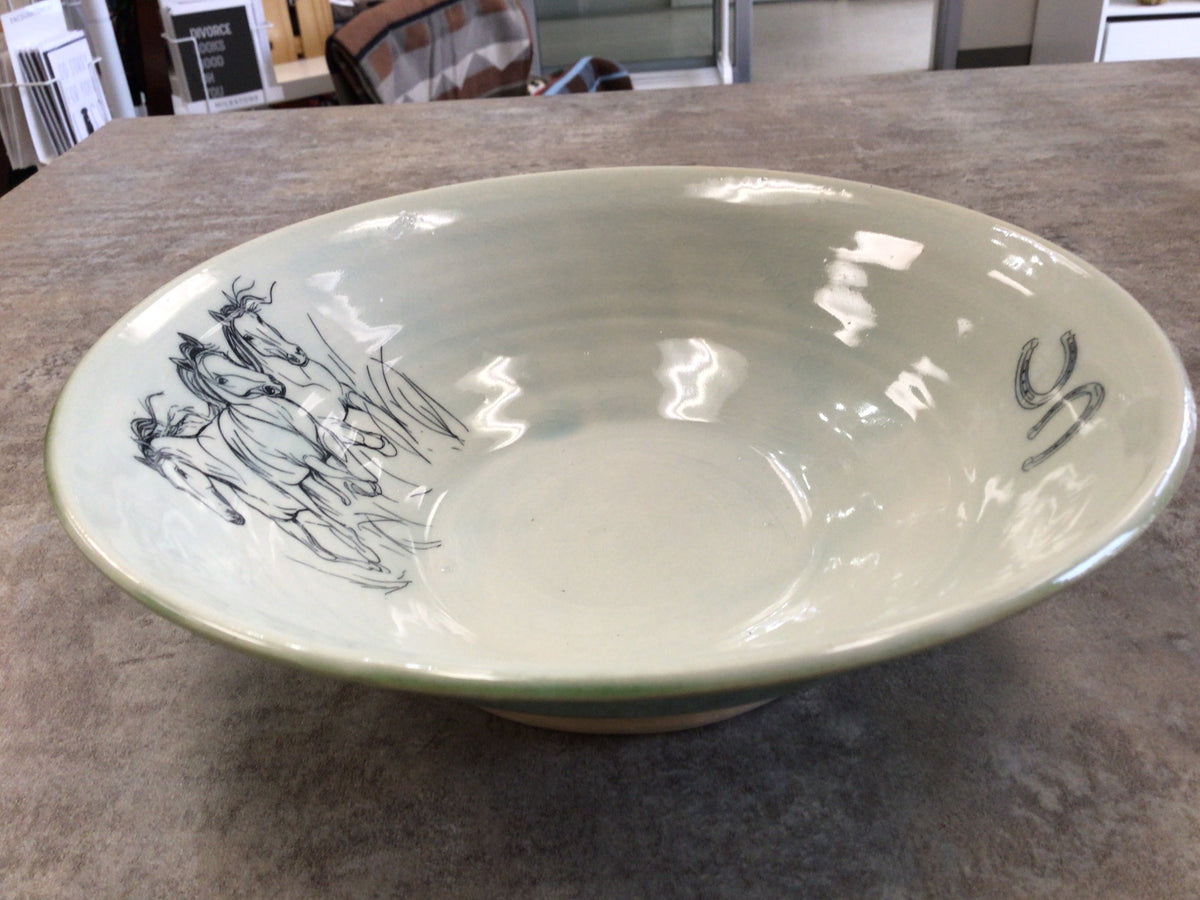 WWP - Pottery Horse Bowl (mint colour)