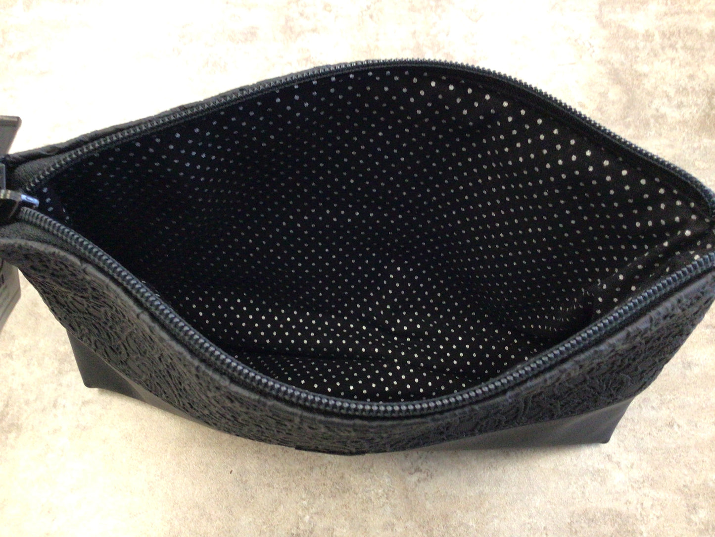 SWE-61 Black Lace Large Pouch