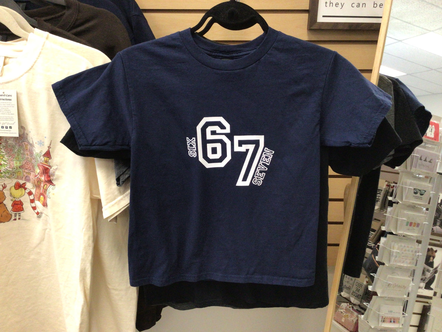 Youth “6 7” Tshirt medium navy