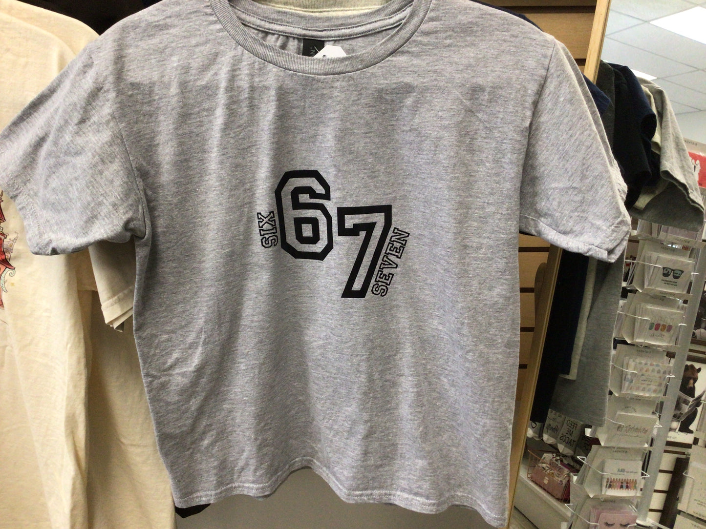 Youth “6 7” Tshirt XL gray