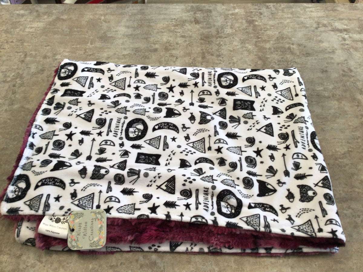 WWC-01 Minky Baby Blanket Woodland