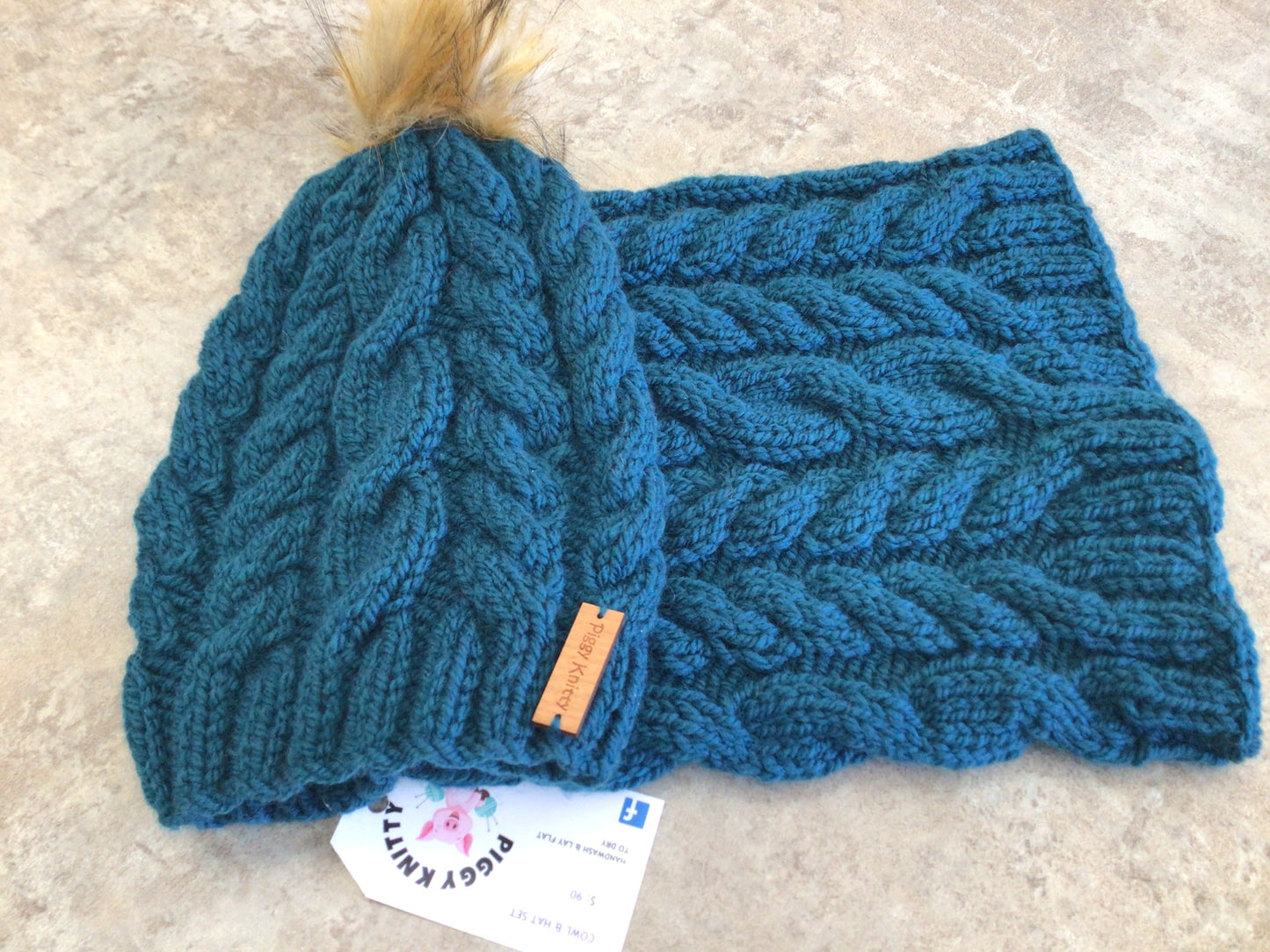PKY-13 Cowl & Hat Set