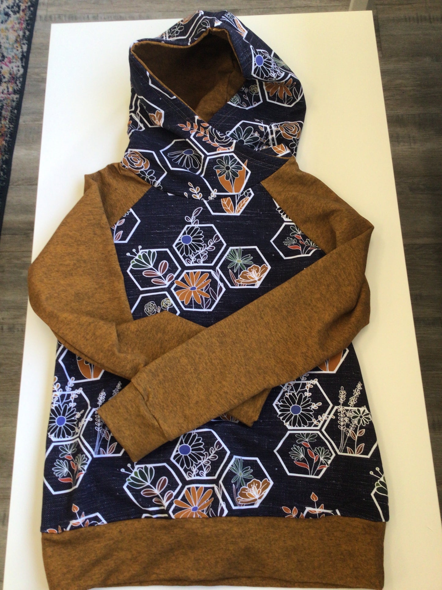 OAC - Girls Hoodie - Size 14