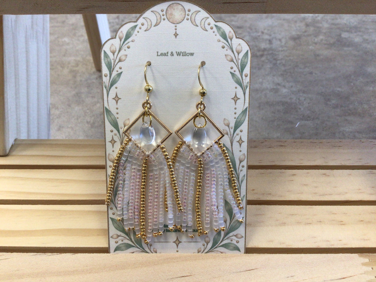 LAW-07 Earrings, gold/white beads