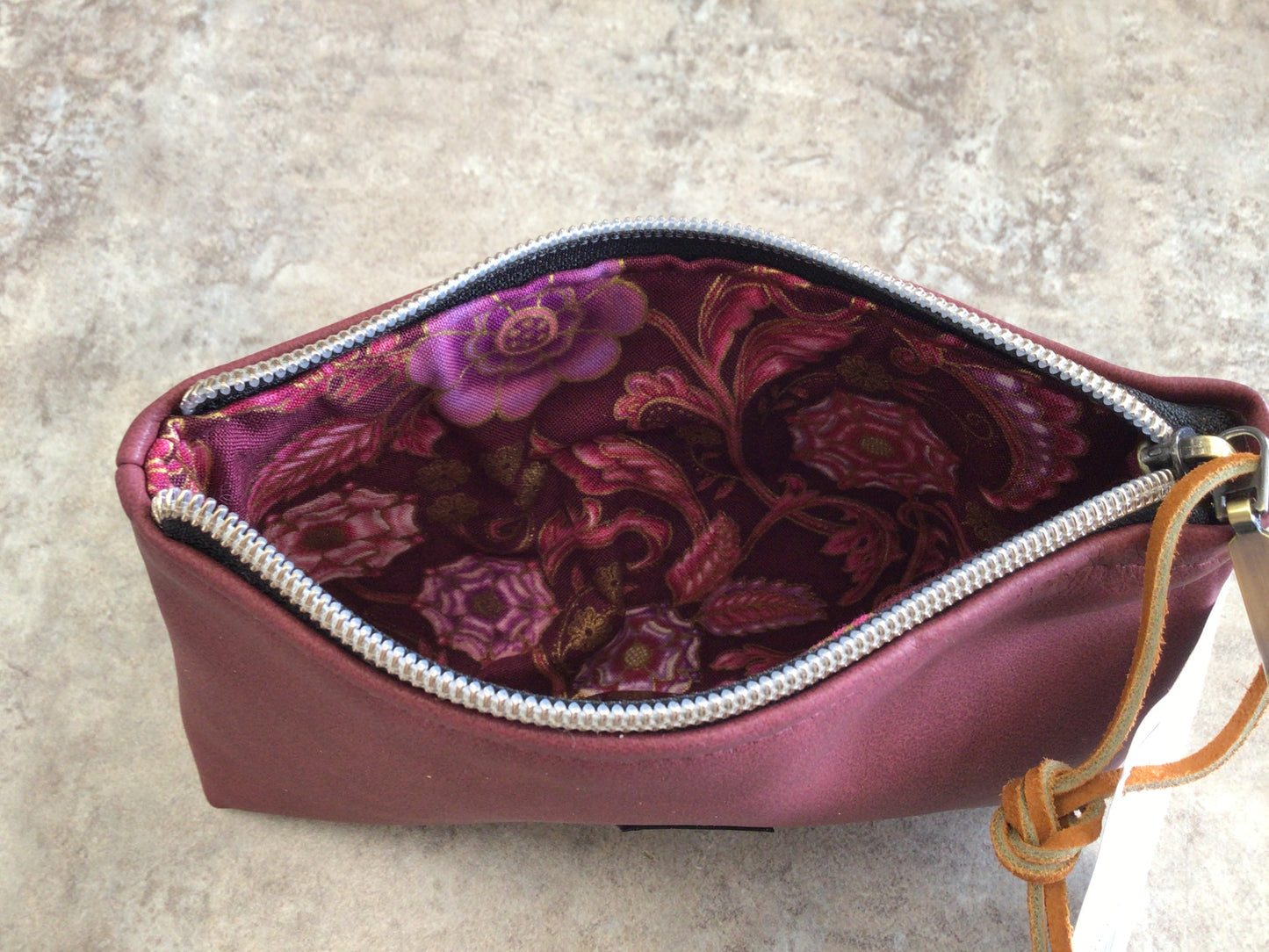 SWE-62 Burgundy Small Pouch