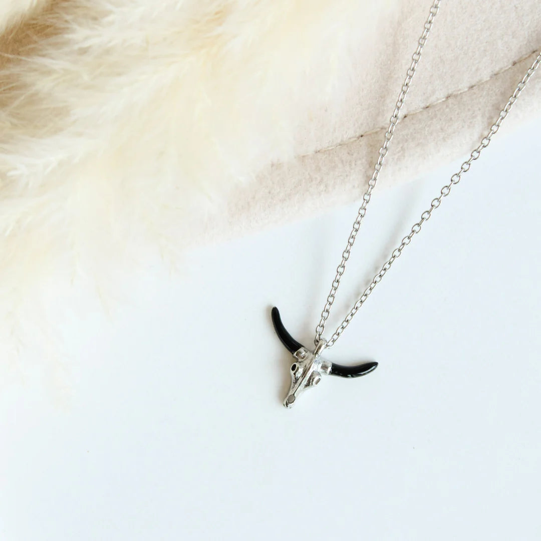 ST - Dallas Bull Skull Necklace