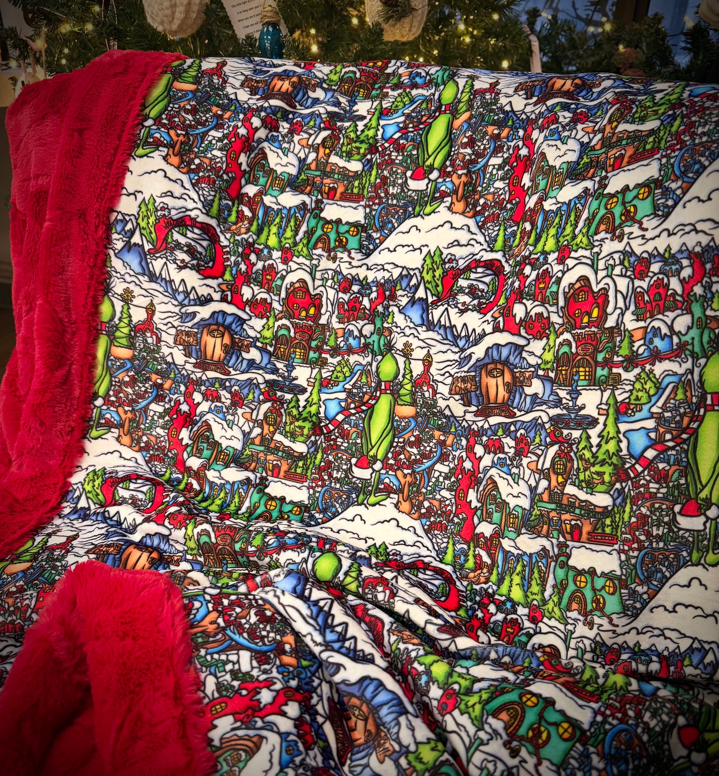 OAC - Minky Throw Blanket Grinch