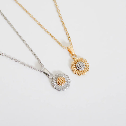 ST - Daisy Dukes Necklace