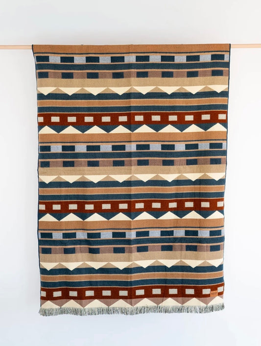 HPT - Cottage Line - Stillwater Throw