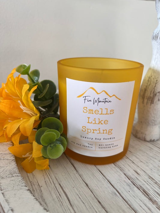 FM - Soy Wood Wick Candle - Smells like Spring