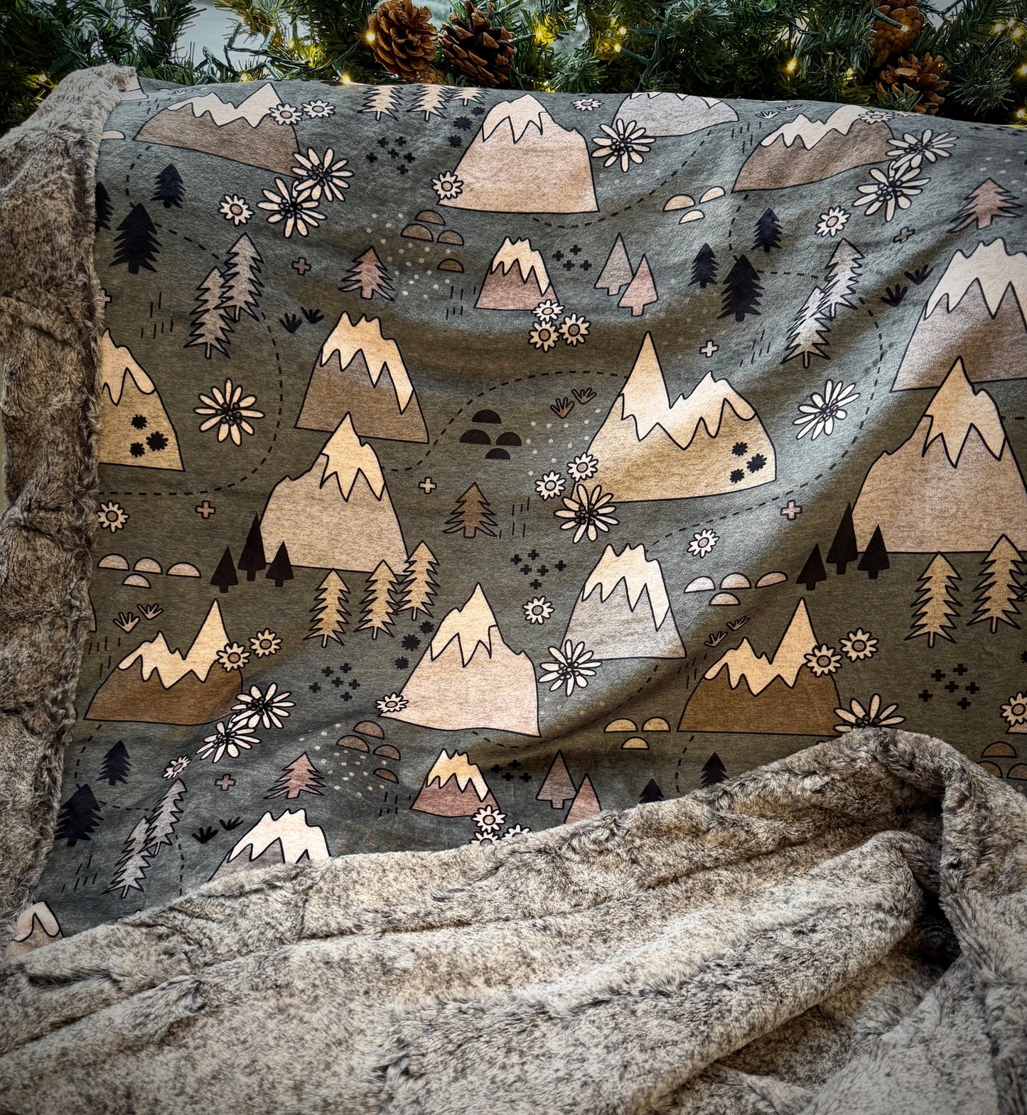 OAC - Minky Throw Blanket Peaks and Pines