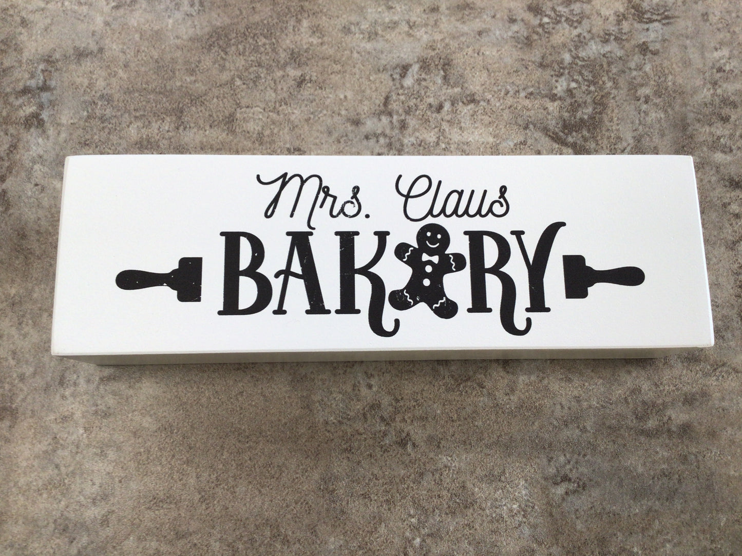 WHD Mini Block Mrs.Claus Bakery