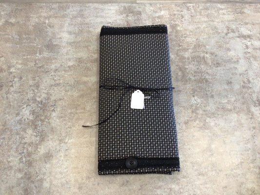 HSD0567S - Black & White Dish Mat