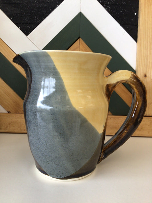 EPP2409 - Smaller Pitcher (Yellow/Brown/Blue Tones)