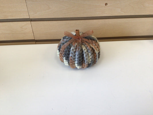 LM - Crotchet Pumpkin