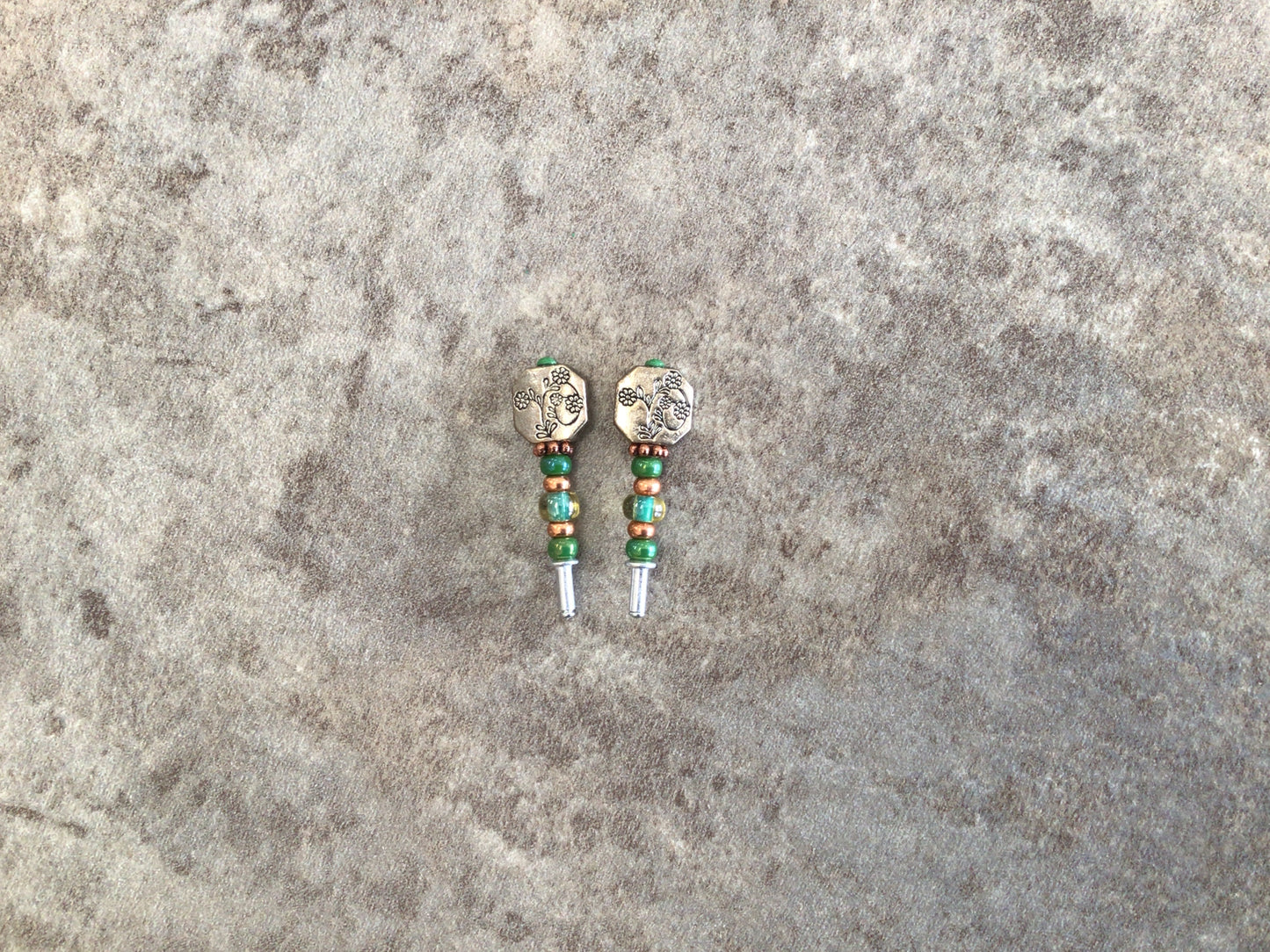 PEG - 01 Flower Green Crib Pegs