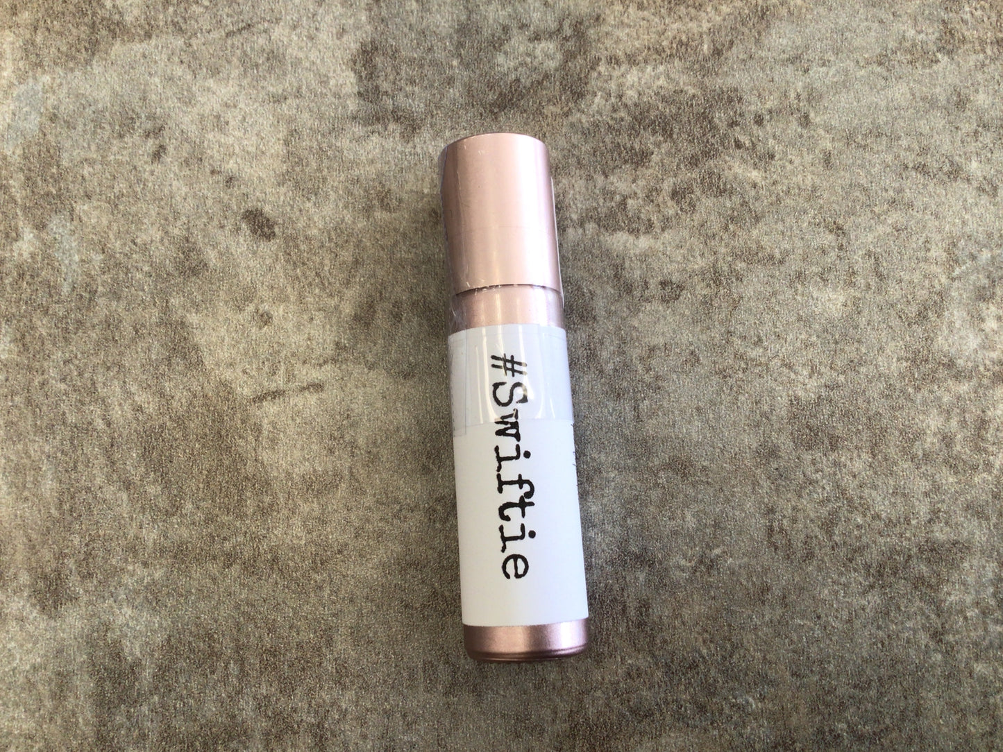 FM - Fragrance Roller #Swiftie