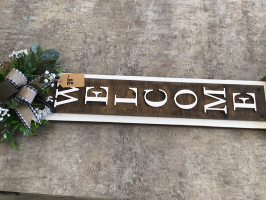 MKD - Tall Welcome Sign