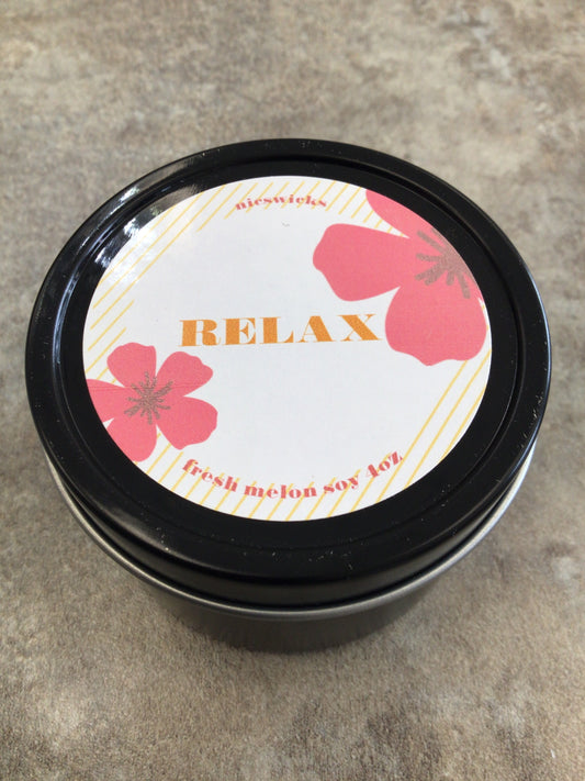 Nw - RELAX - fresh melon soy 4 oz candle