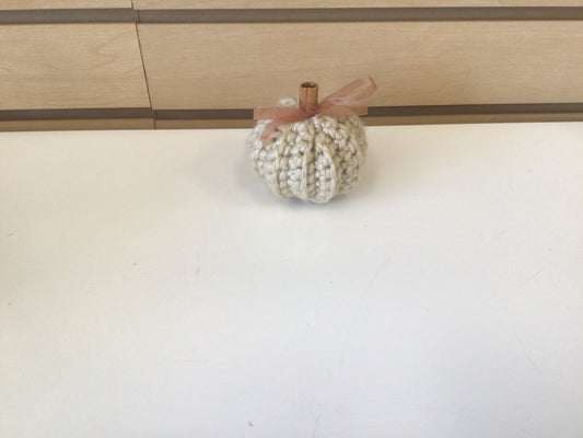 LM- Crotchet Pumpkin