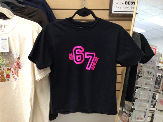 Youth “6 7” Tshirt XL black