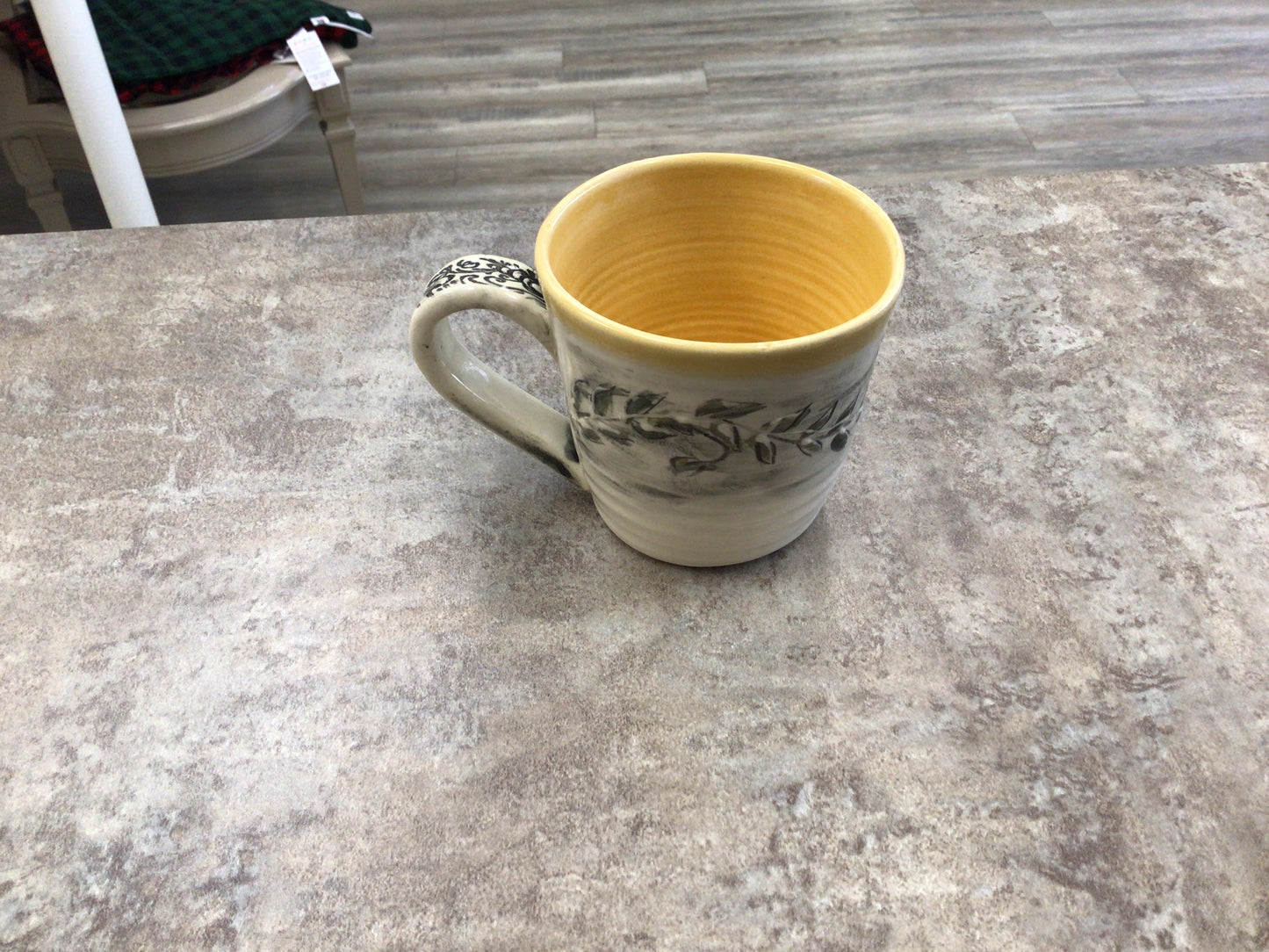 EPP1830 - Painted Pottery Mug