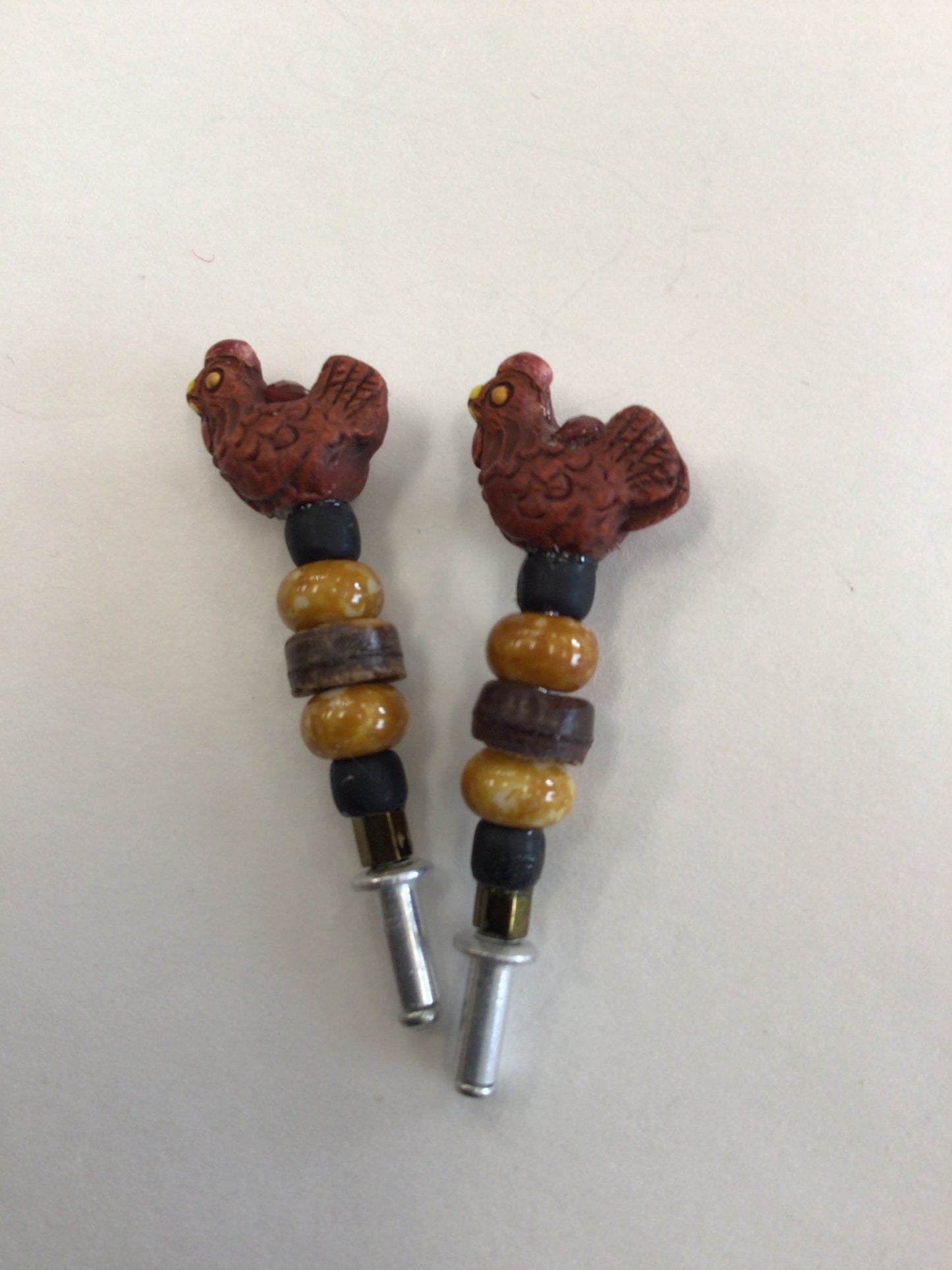 PEG - Hen (Brown/Black/Tan)