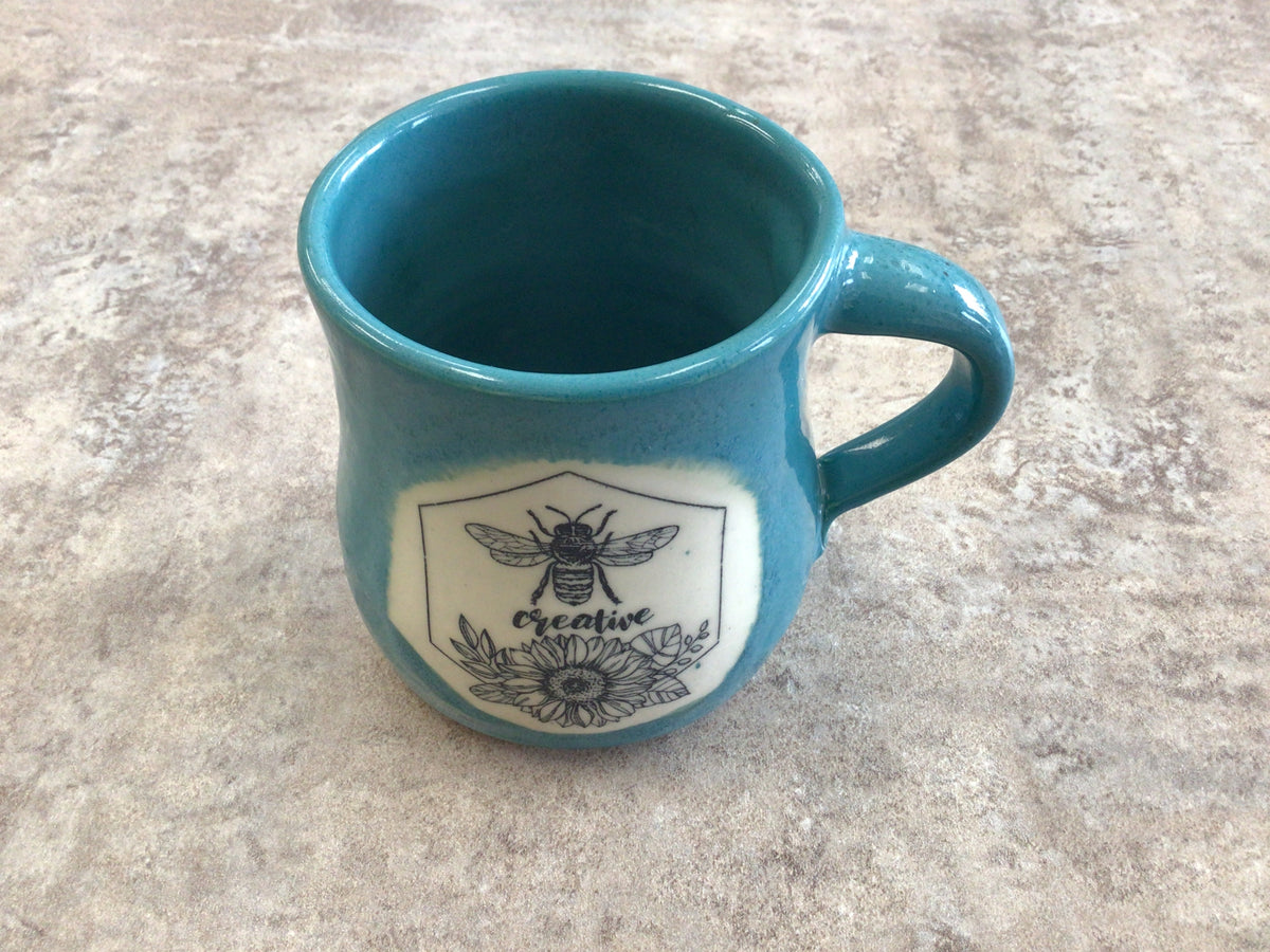 WWP - Mug Teal with a Bee