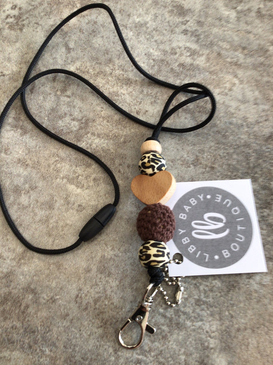LBB-24 - Lanyard, Leopard Print/Brown/Wood Heart