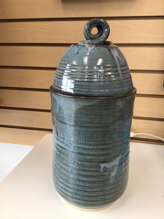 EPP - 10508 Large Pottery Jar