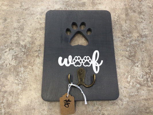MKD - woof sign hanger