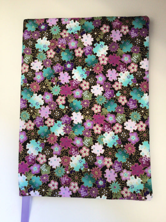 WWC-18 Med/Large Hard Book Cover - Purple Floral