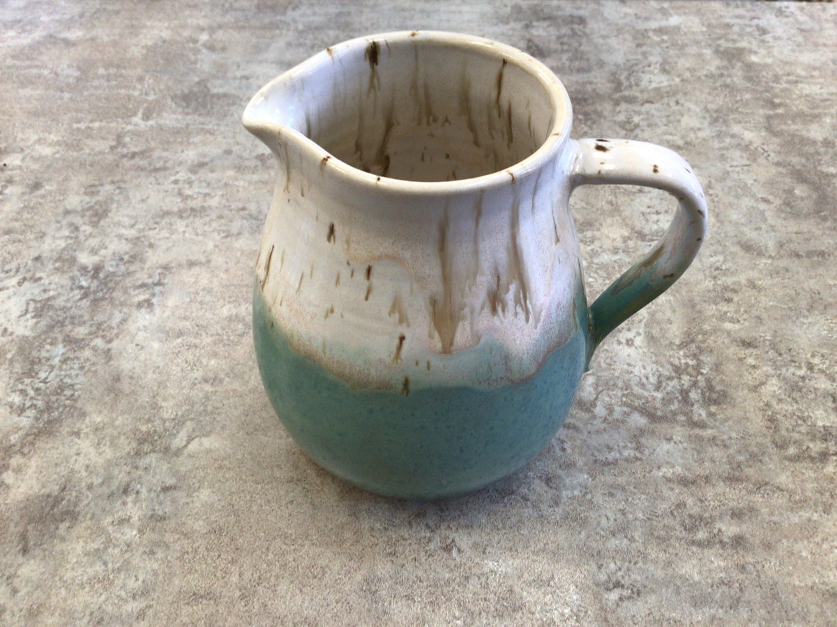 WWP - Jug Green/Beige