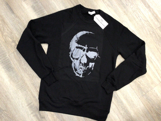 PAM Adult Sweater - Skull