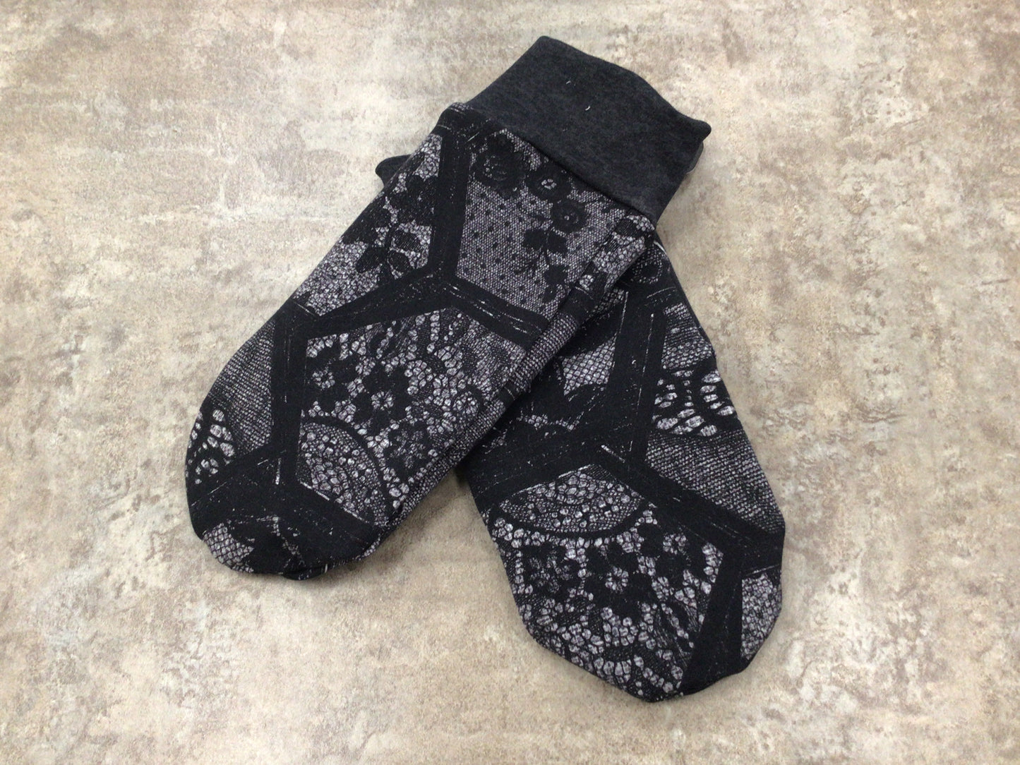 OAC - Women’s Mittens