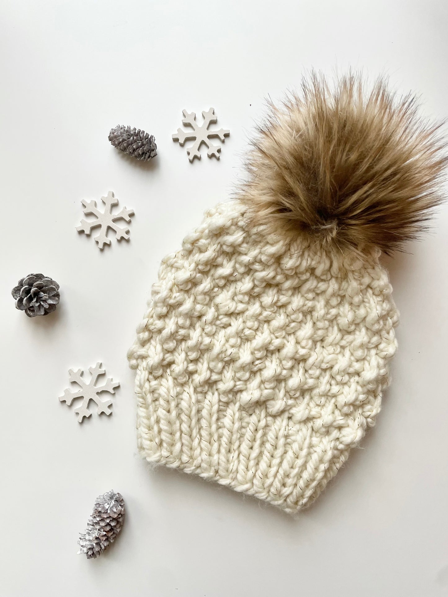 JM - Knitted Adult Toque Cream/Gold