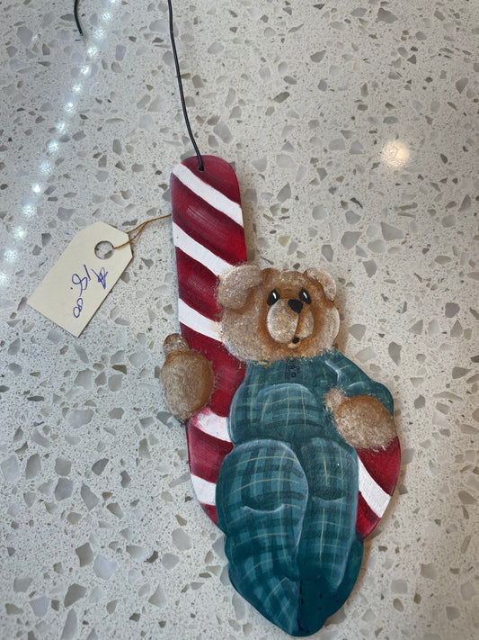 YE-08 Bear Tree Ornament