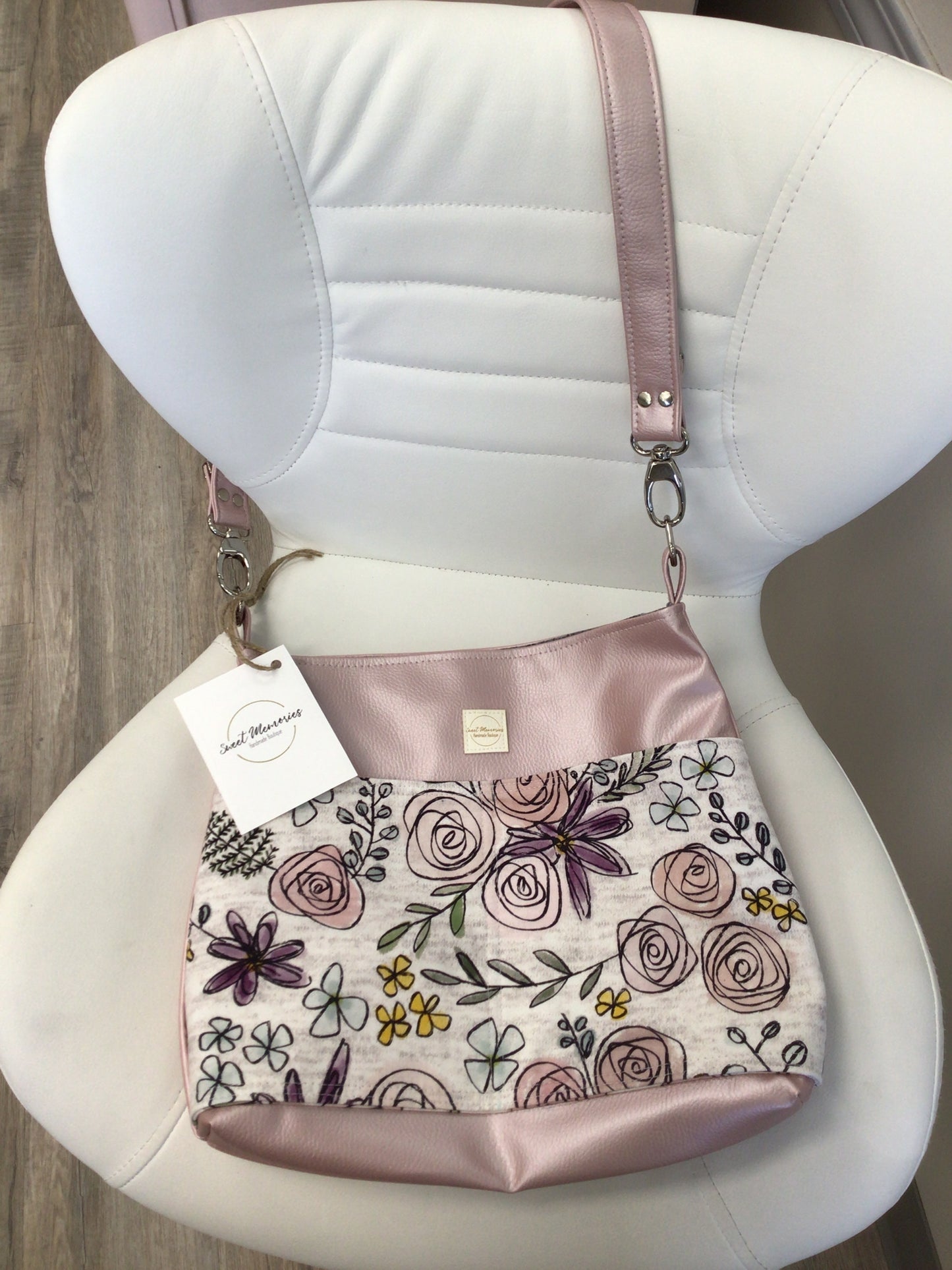 SWE-60 Pink & Floral Everyday Purse