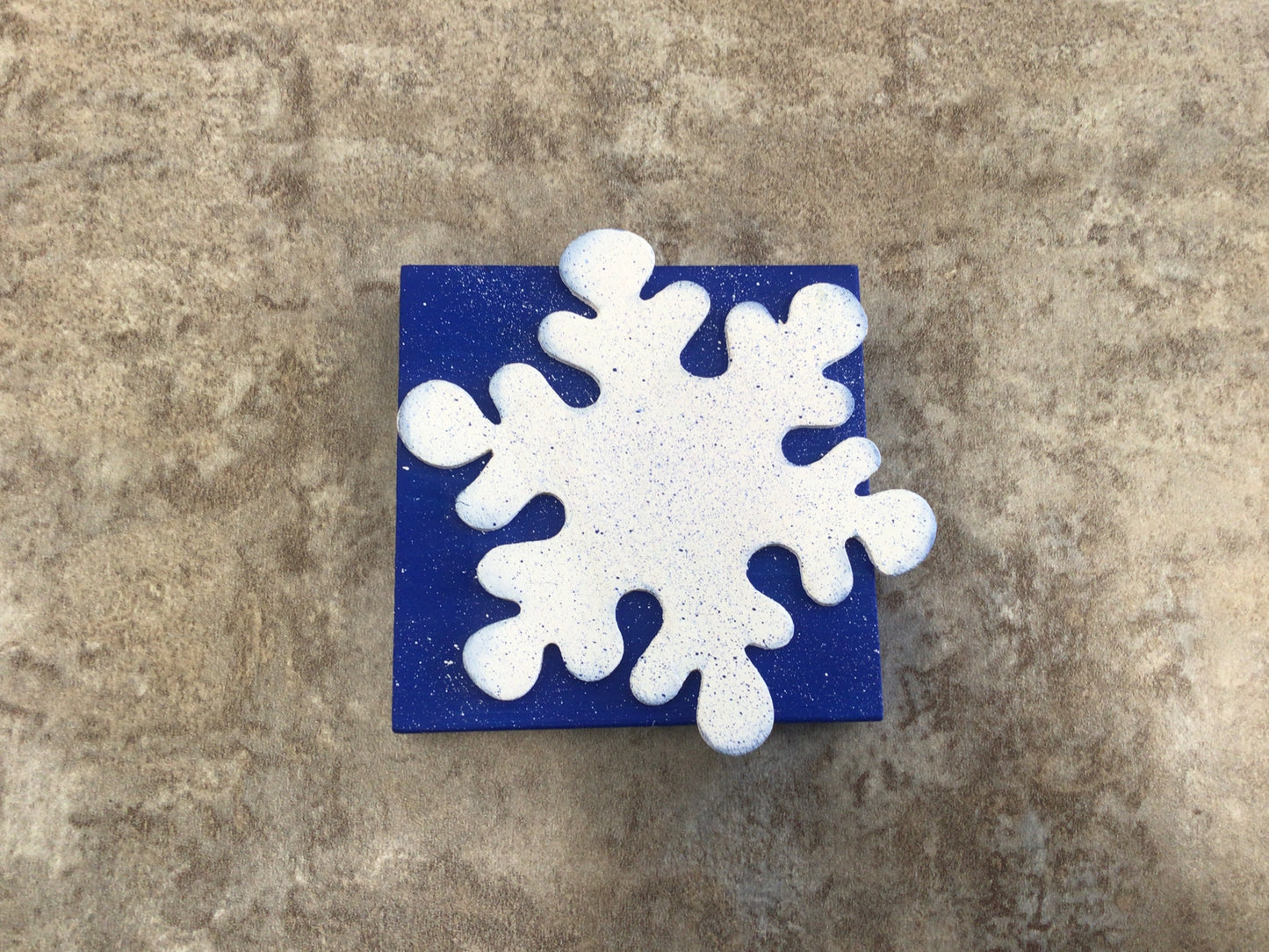 YE-34 snowflake block - Wooden hand painted